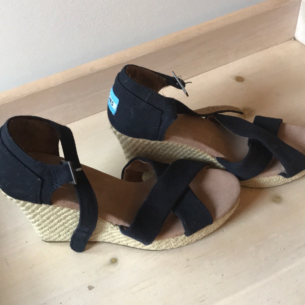 Toms Black Wedge - almost perfect condition